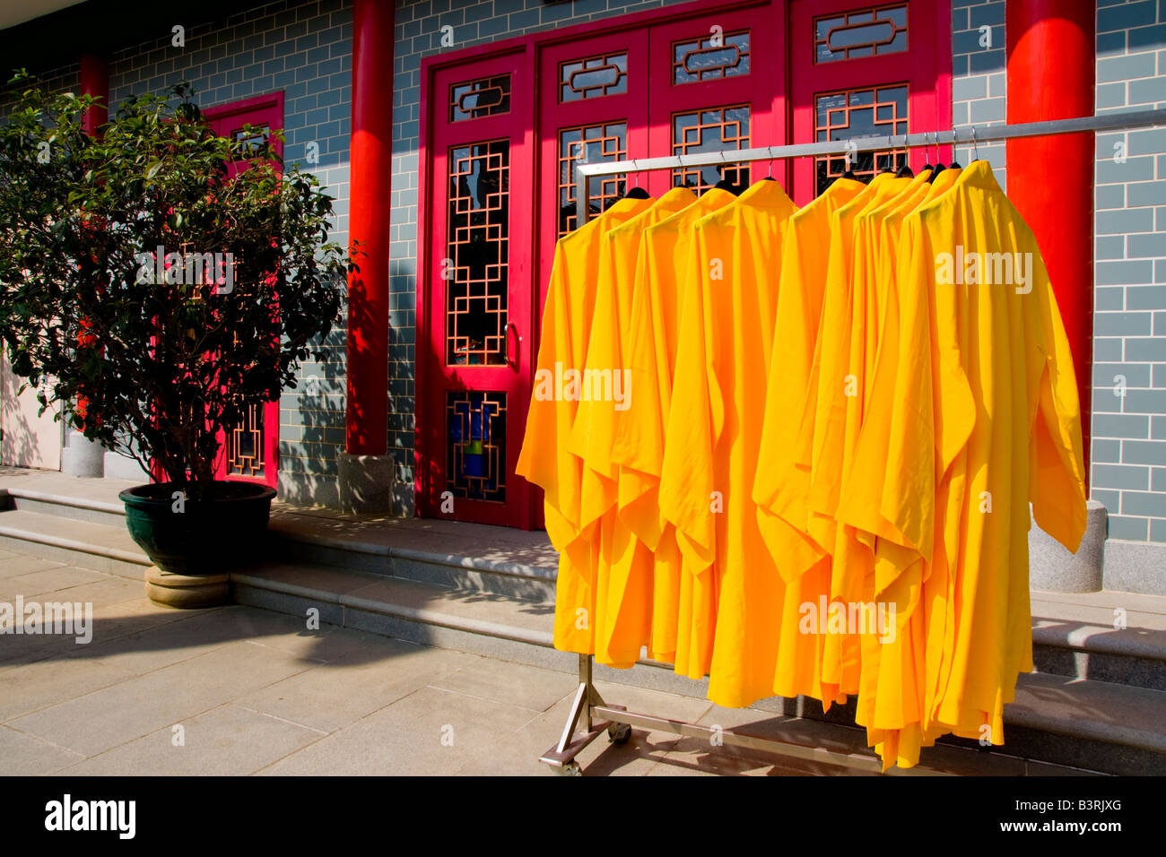 Wun chuen sin temple hi-res stock photography and images - Alamy