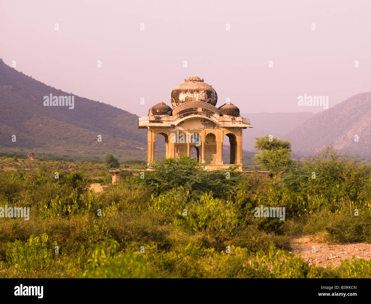 Abandoned city of Fatehpur, Aravalli Hills, Rajasthan, India Stock Photo