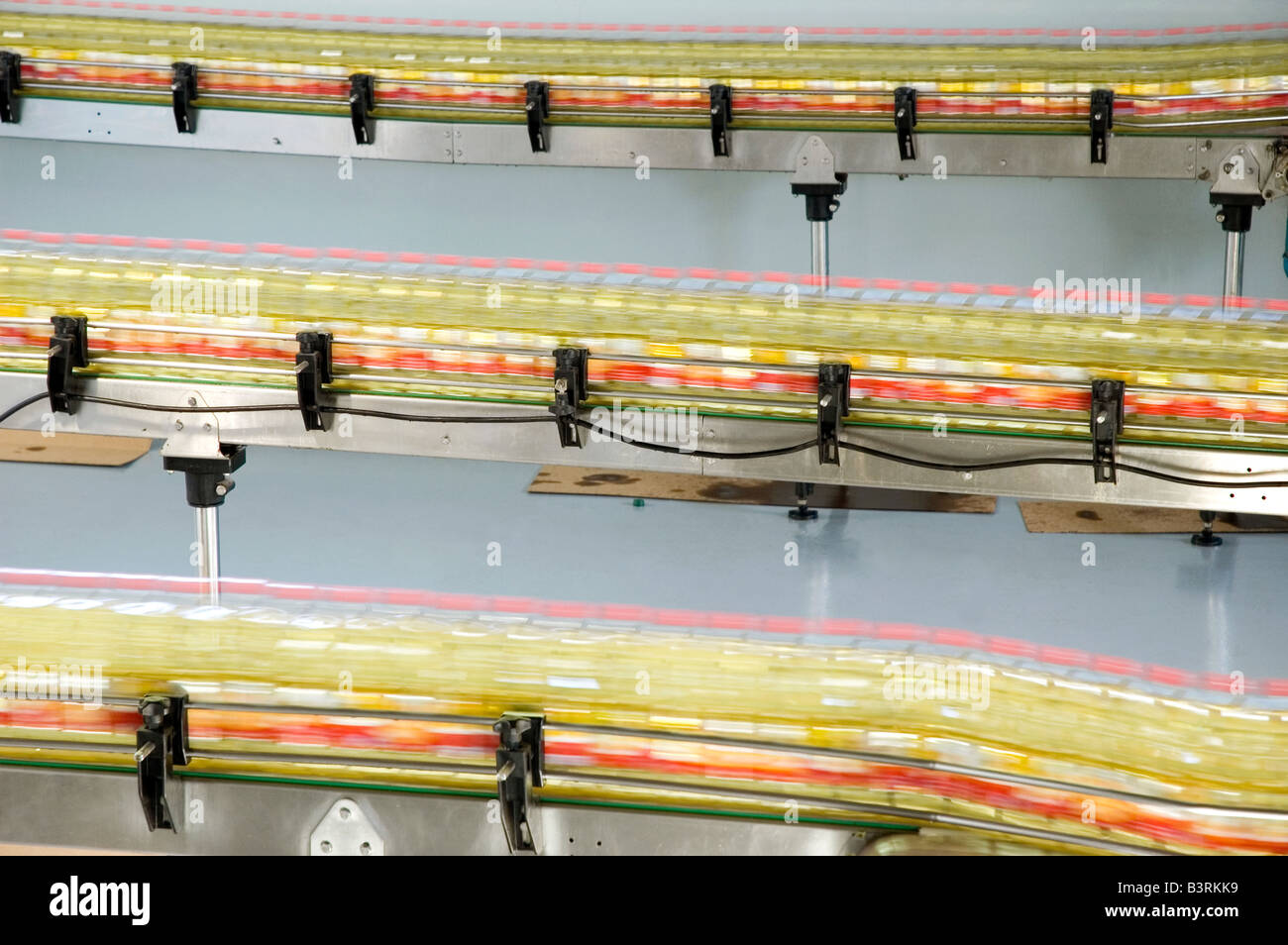 Soya been oil production line hi-res stock photography and images - Alamy