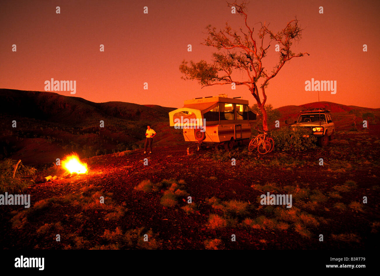 Campfire Outback Australia High Resolution Stock Photography and Images