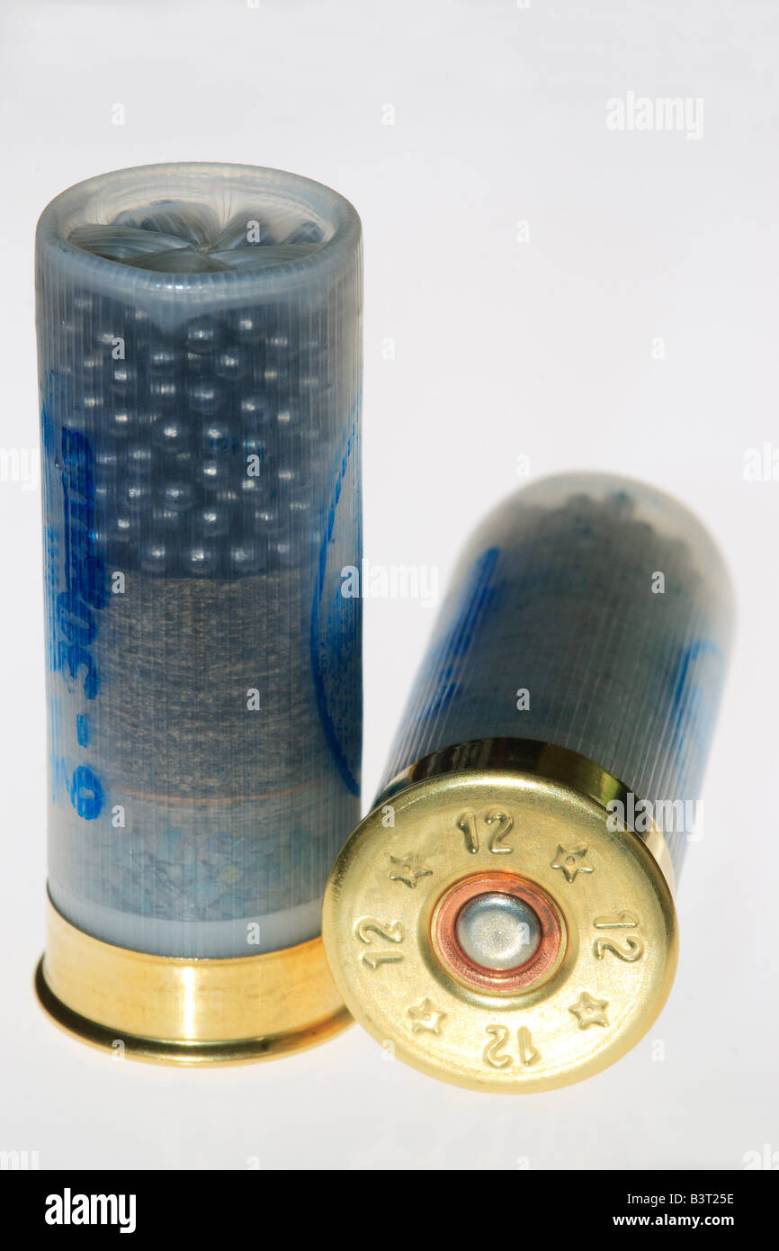 12 gauge shotgun shells hires stock photography and images Alamy