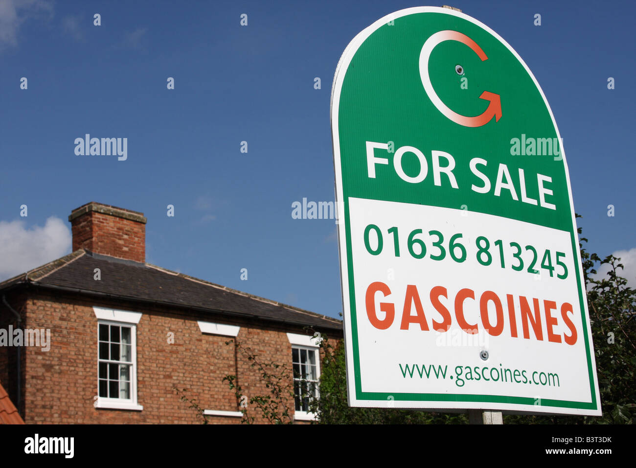 Nottingham estate agents hires stock photography and images Alamy