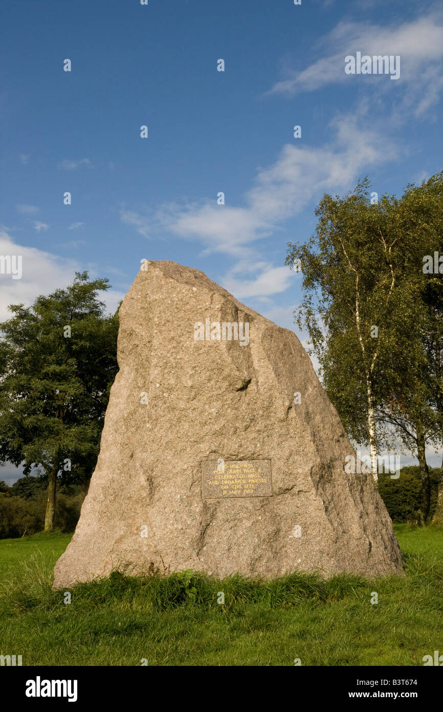 Papal monument Heaton Park Manchester Stock Photo Alamy