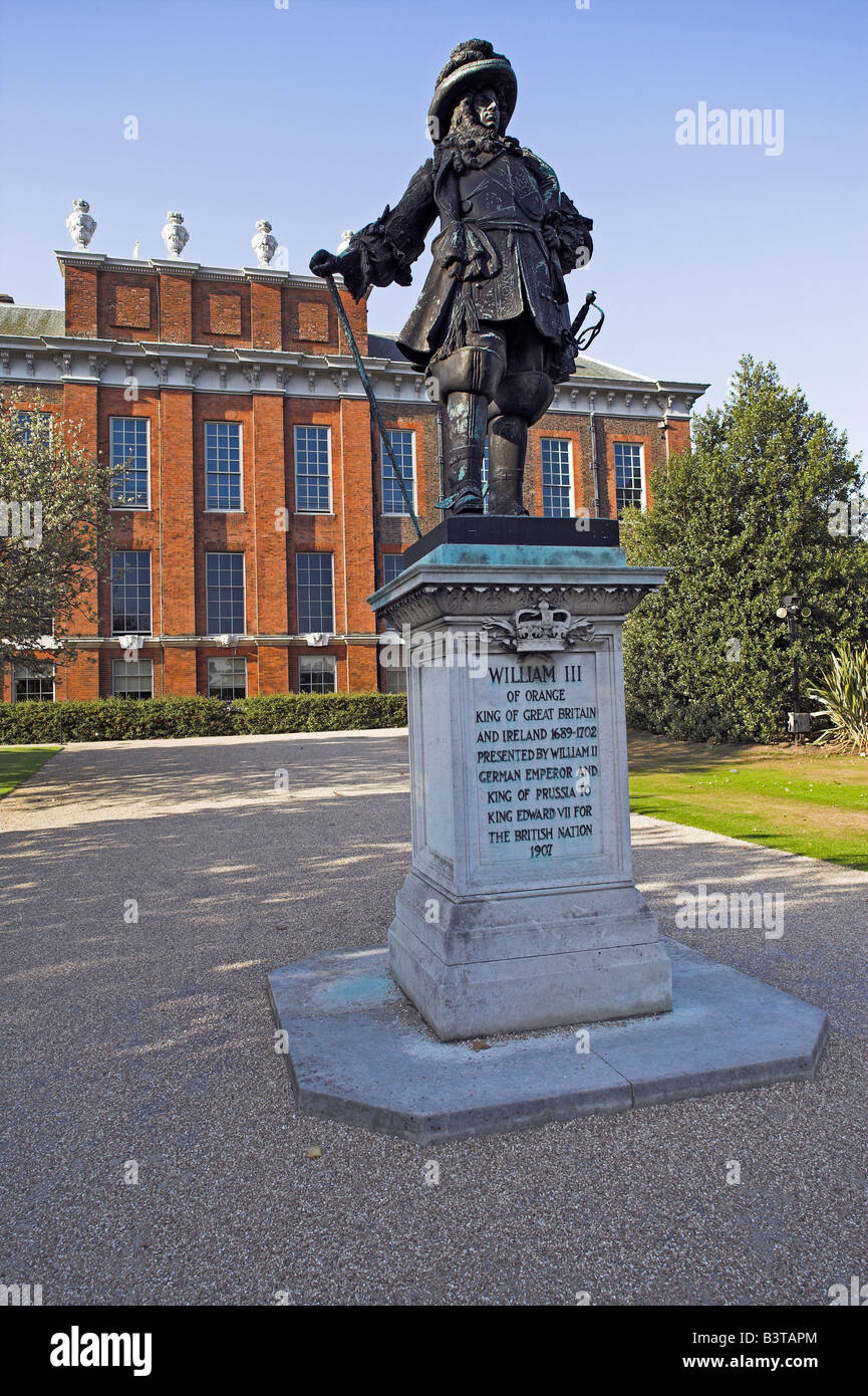 Statue william iii kensington palace hires stock photography and images Alamy