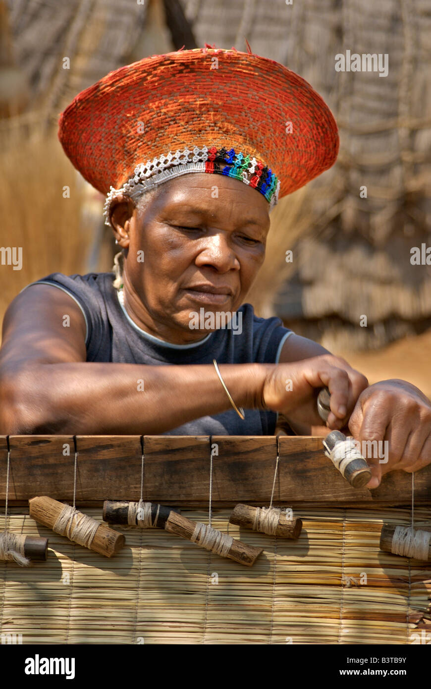 Africa, South Africa, KwaZulu Natal, Shakaland, Zulu woman weaving mats