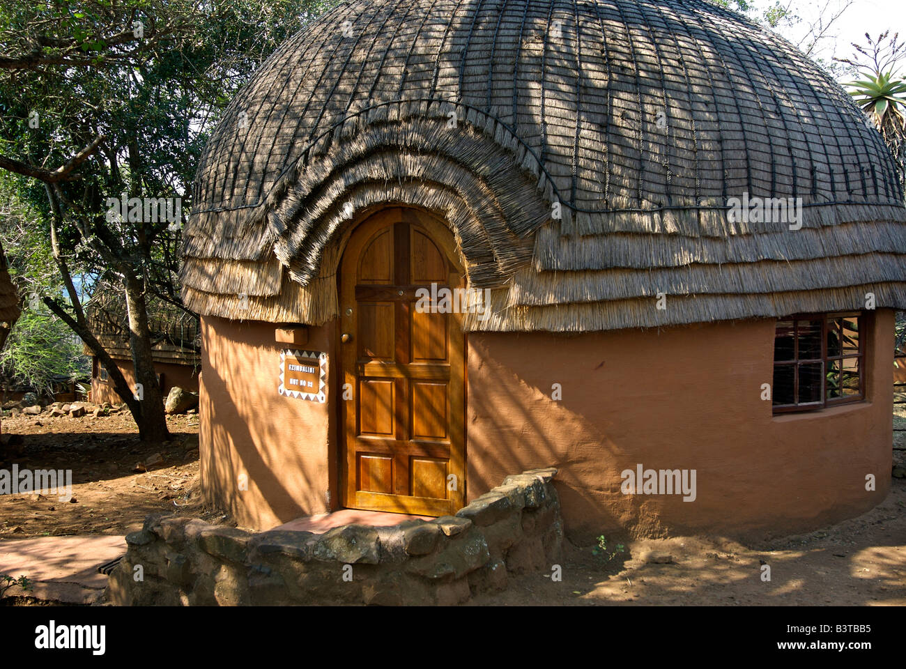 Round Zulu House High Resolution Stock Photography And Images Alamy