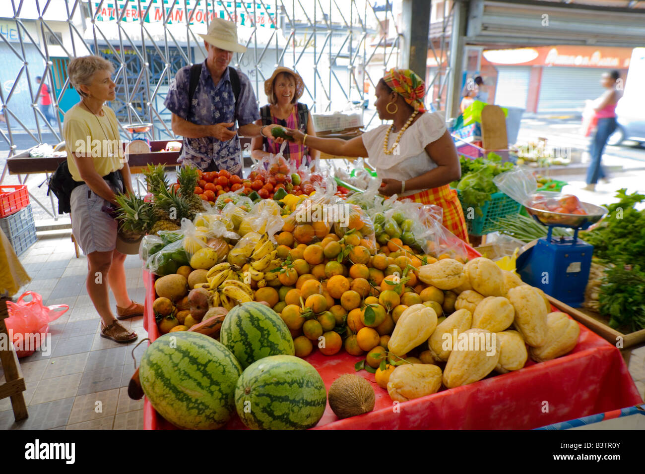 MARTINIQUE. French Antilles. West Indies. Fort-de-France. Visitors shop at market downtown. Stock Photo