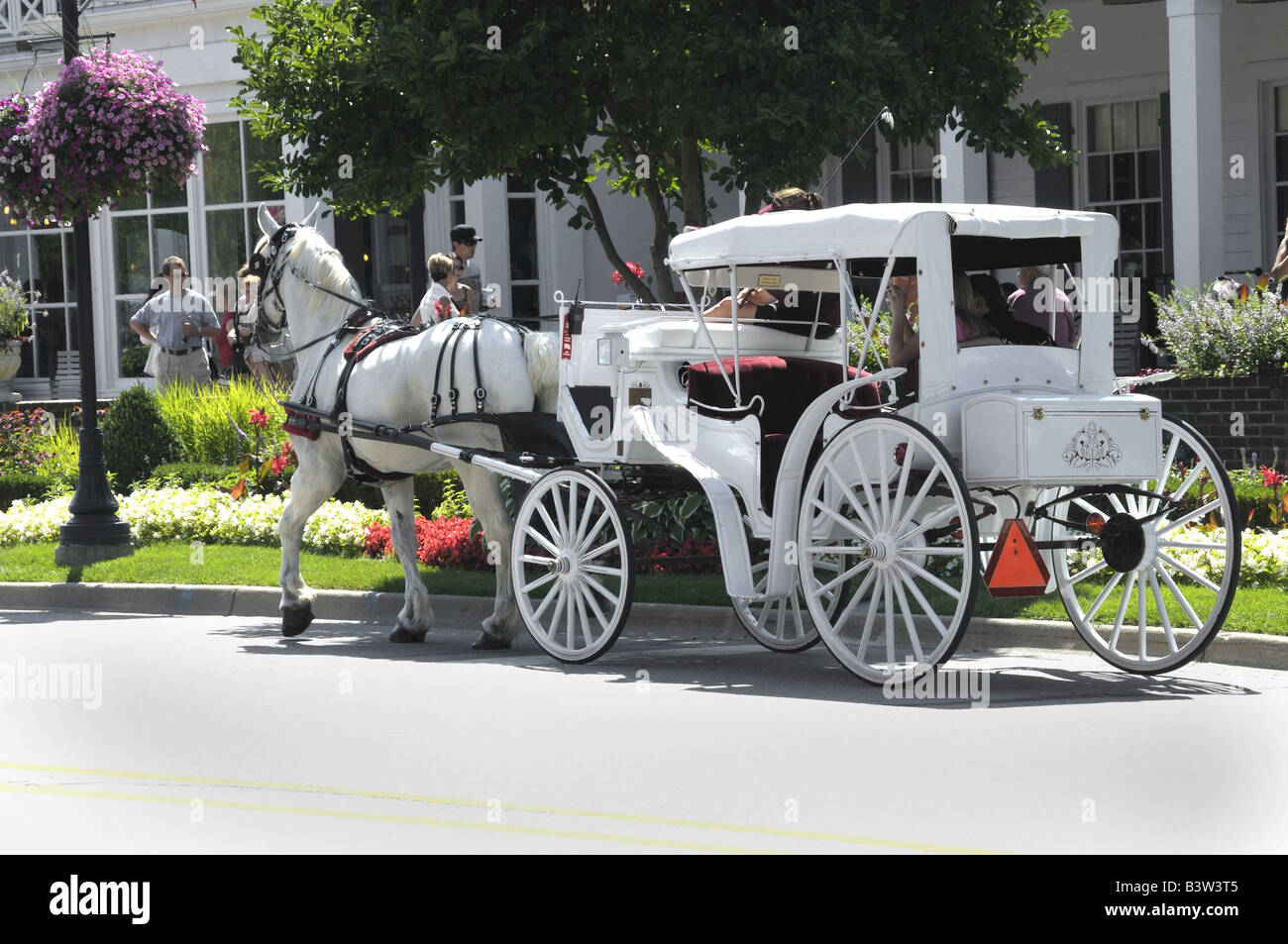 Horse drawn carriage in Frankenmuth, Michigan Stock Photo Alamy