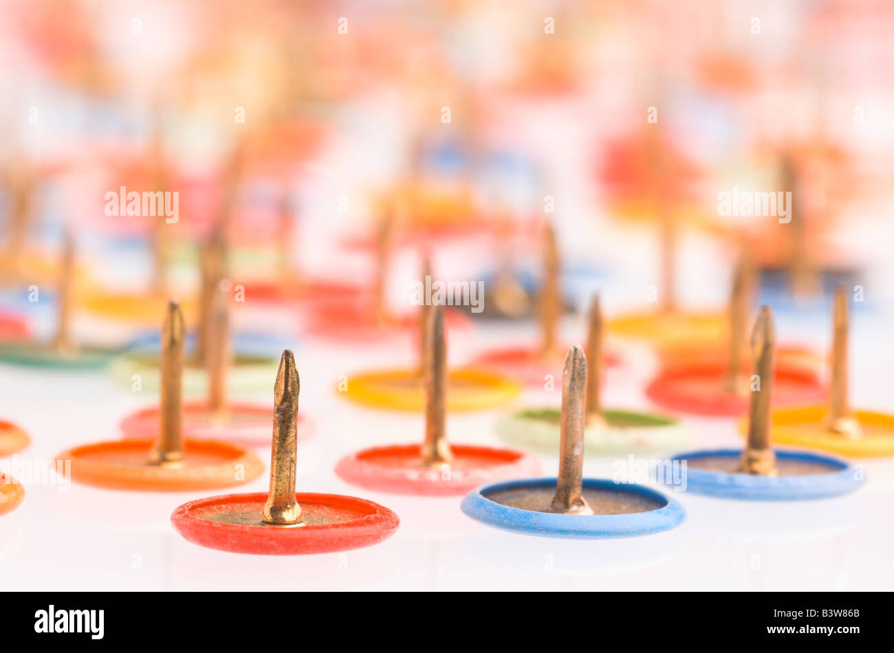 Thumb tak hires stock photography and images Alamy