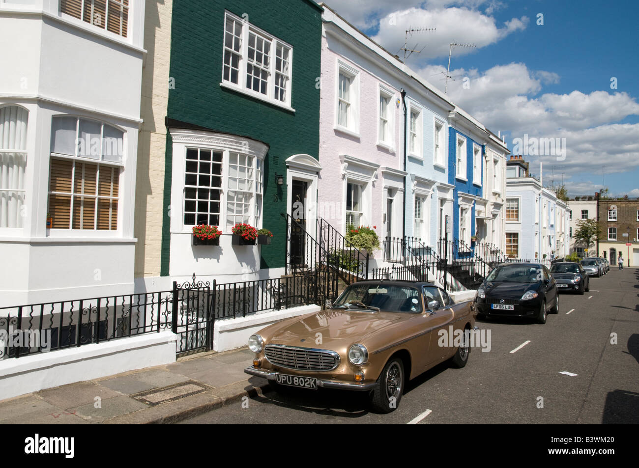 Row of expensive terraced houses in Hillgate Place, a residential street in Notting Hill, London England UK Stock Photo