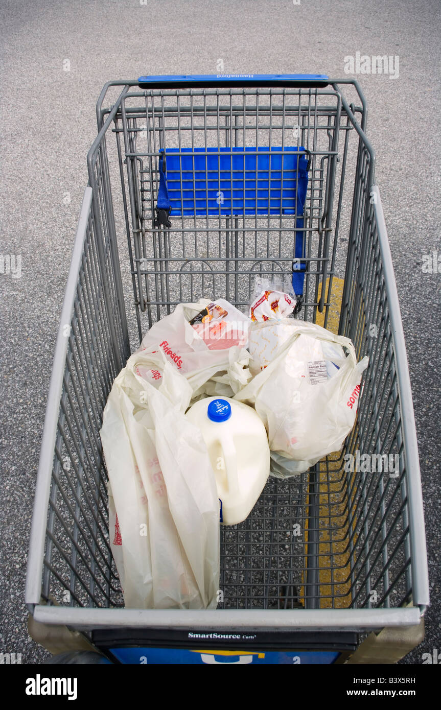 Plastic bags groceries hires stock photography and images Alamy