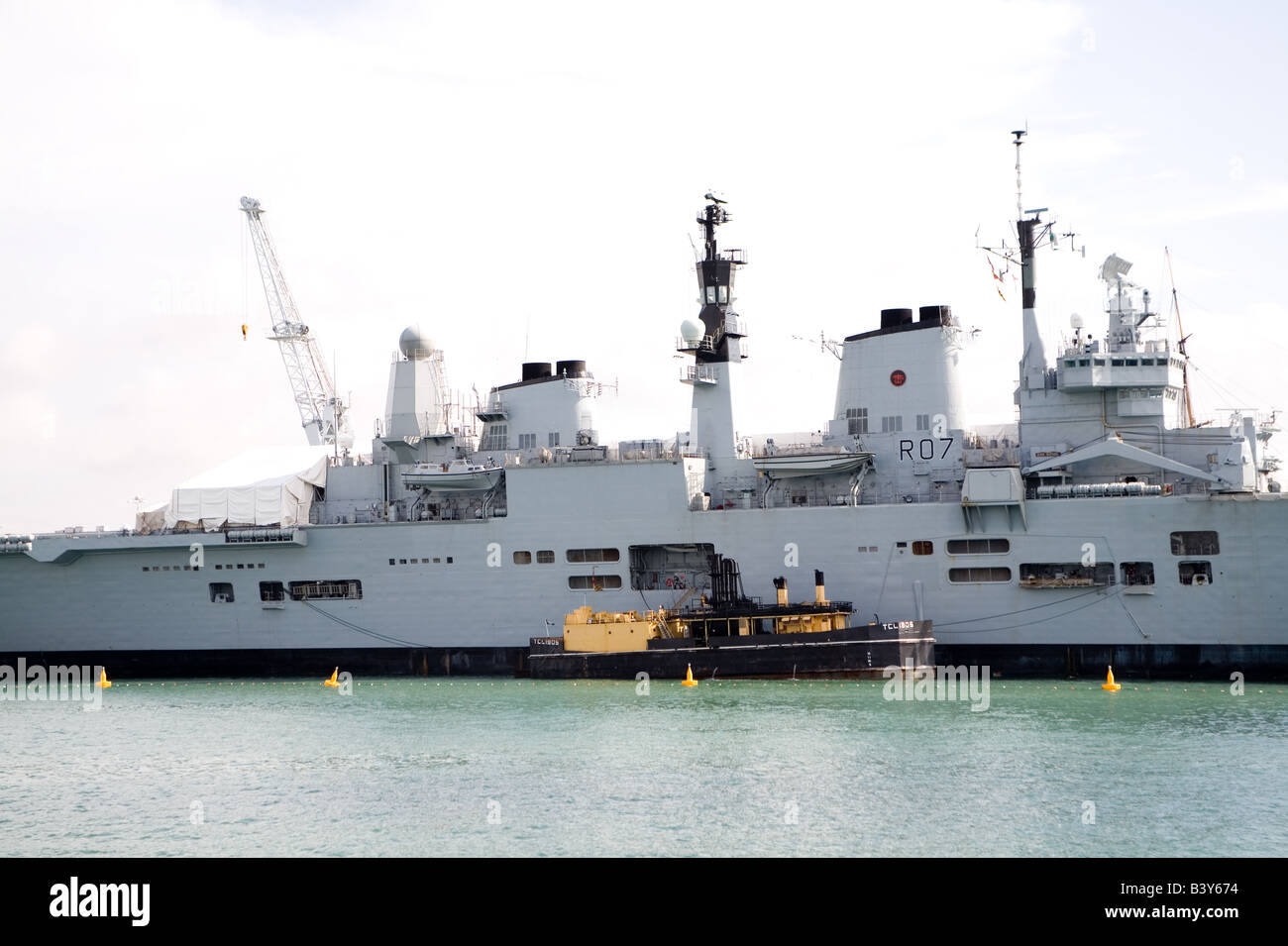 HMS Ark Royal R07 Stock Photo - Alamy