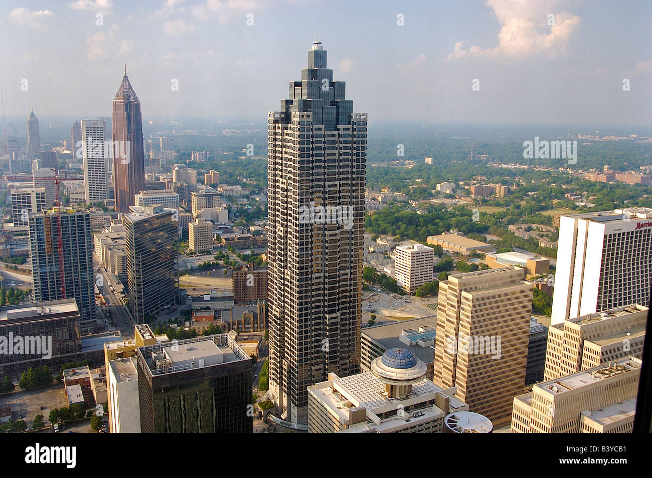 North America, USA, Georgia, Atlanta. Atlanta's skyline, including the Bank  of America Plaza and the SunTrust Plaza Stock Photo - Alamy
