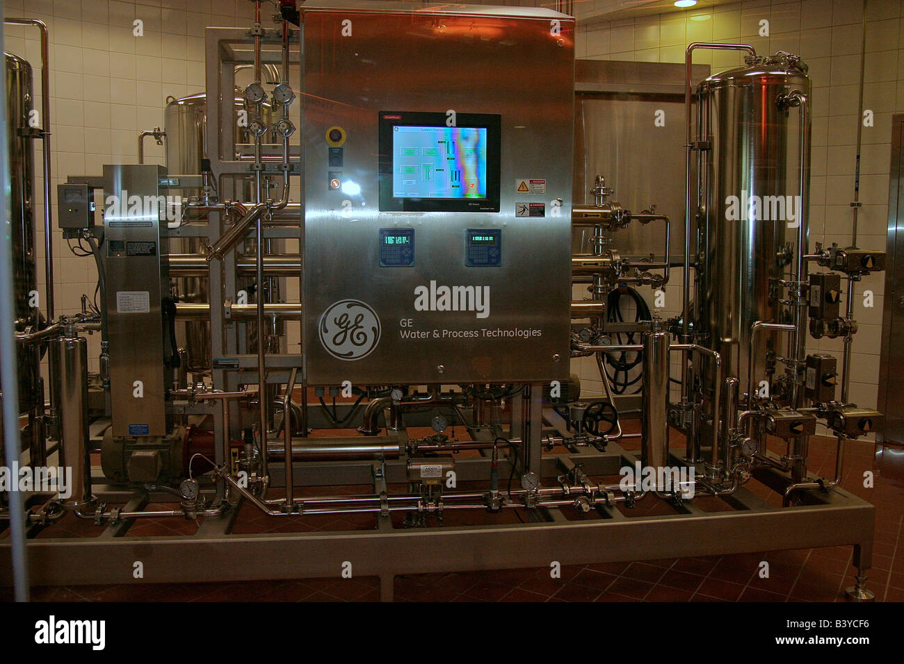 Soft drink manufacturing hi-res stock photography and images - Alamy