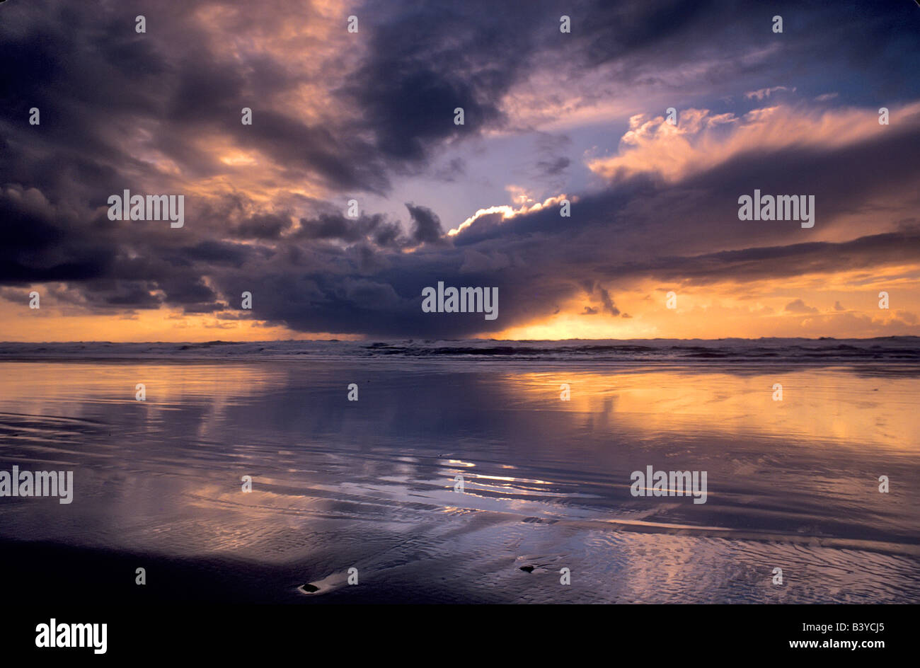 Coastal Sunset near Newport Oregon Stock Photo Alamy