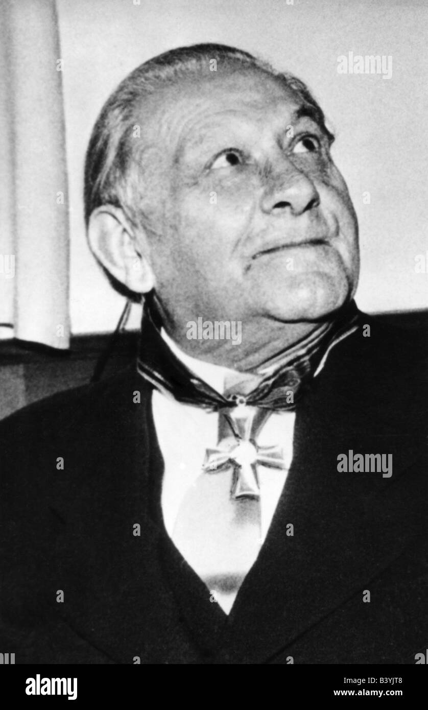 Carossa, Hans, 15.12.1878 - 12.9.1956, German author / writer, portrait, awarded the Order of Merit of the Federal Republic of Germany, 1953, , Stock Photo