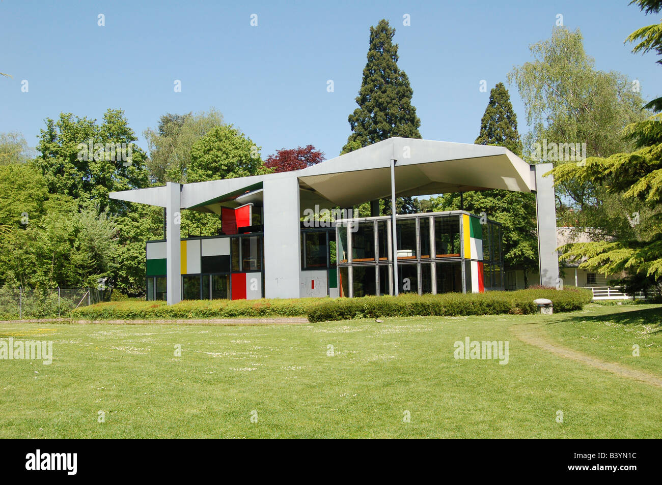 Heidi Weber Pavilion in Zurich, Switzerland(Le Corbusier 1965) Stock Photo