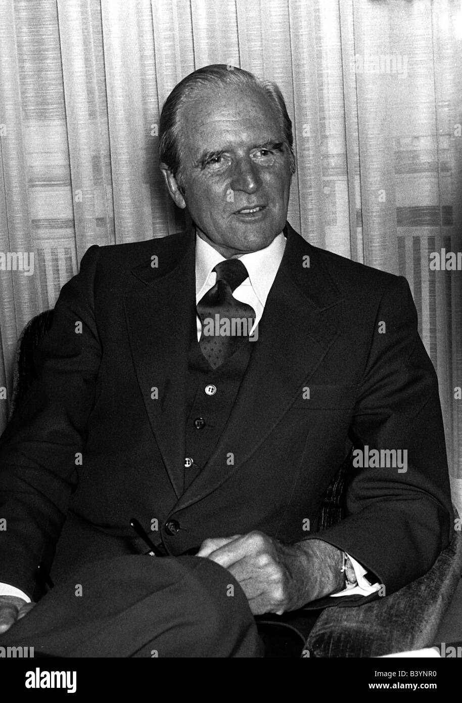 Carstens, Karl, 14.12.1914 - 30.5.1992, German politician, Federal President 1.7.1979 - 30.6.1984, half length, 15.5.1979, , Stock Photo
