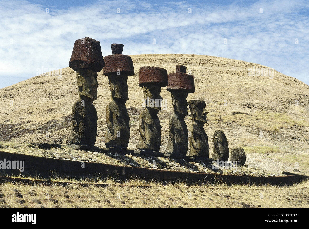 geography / travel, Chile, Easter Island, Moai's Anakena, stone statues