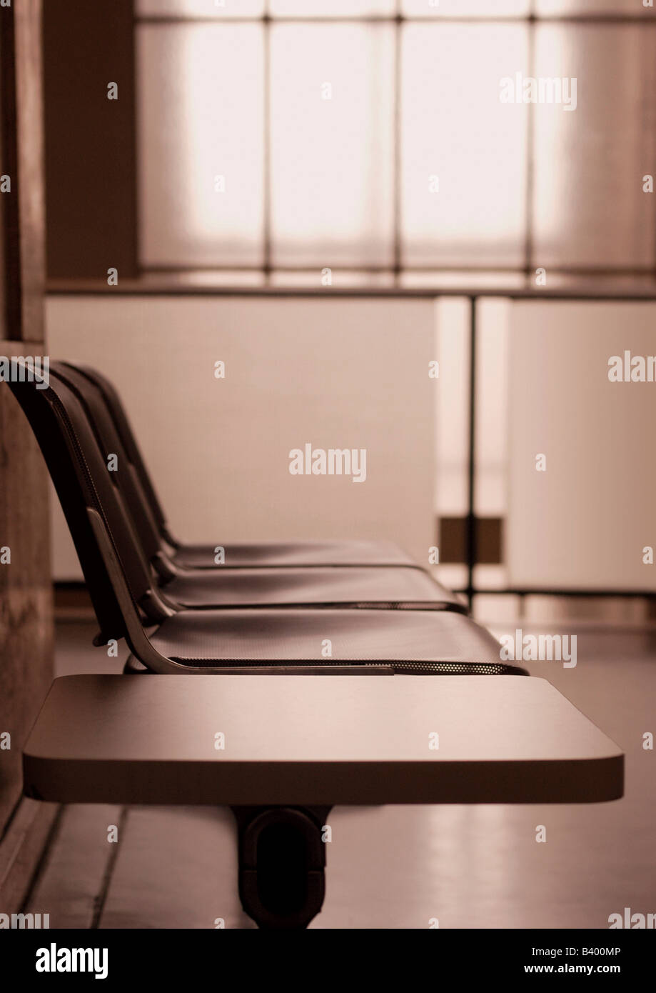 Empty waiting area hi-res stock photography and images - Alamy