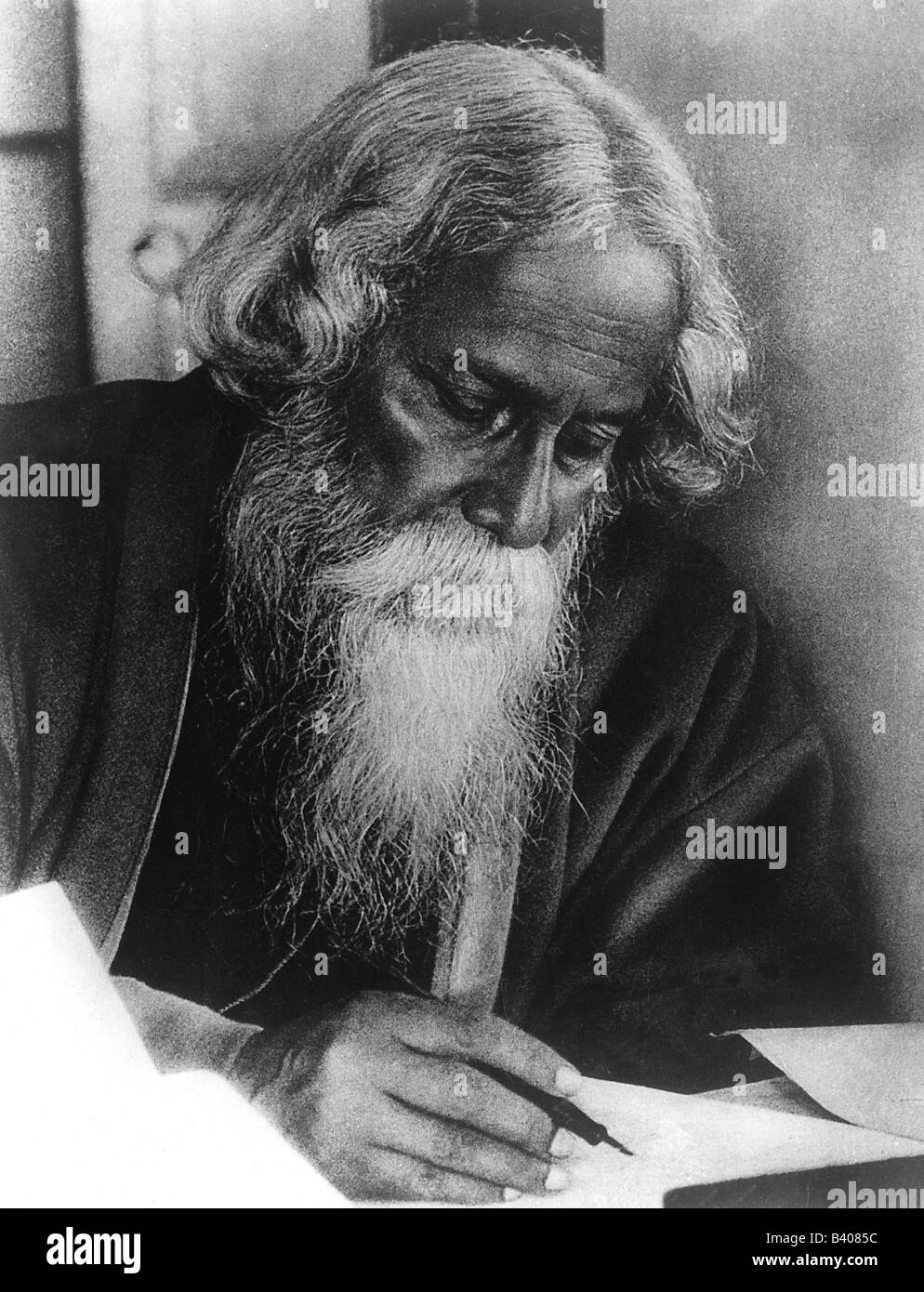 Rabindranath Tagore, 7.5.1861 - 7.8.1941, Indian author / writer, portrait, writing, 1920s, , Stock Photo