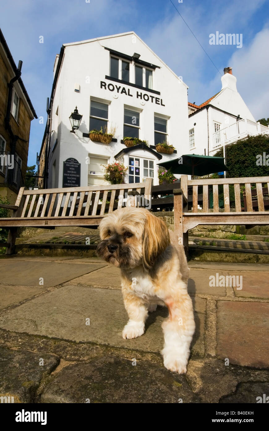 Runswick Bay North Yorkshire Royal Hotel Stock Photo - Alamy