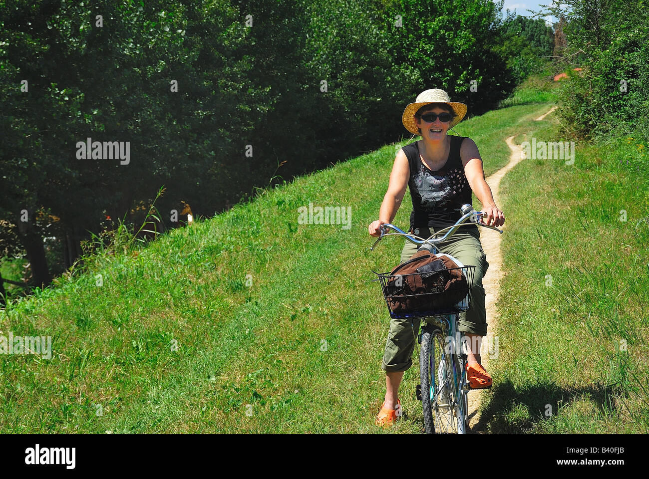 A Ride By Bike In The Countryside Stock Photo Alamy cycling-in-the-countryside-hi-res-stock-photography-and-images-alamy