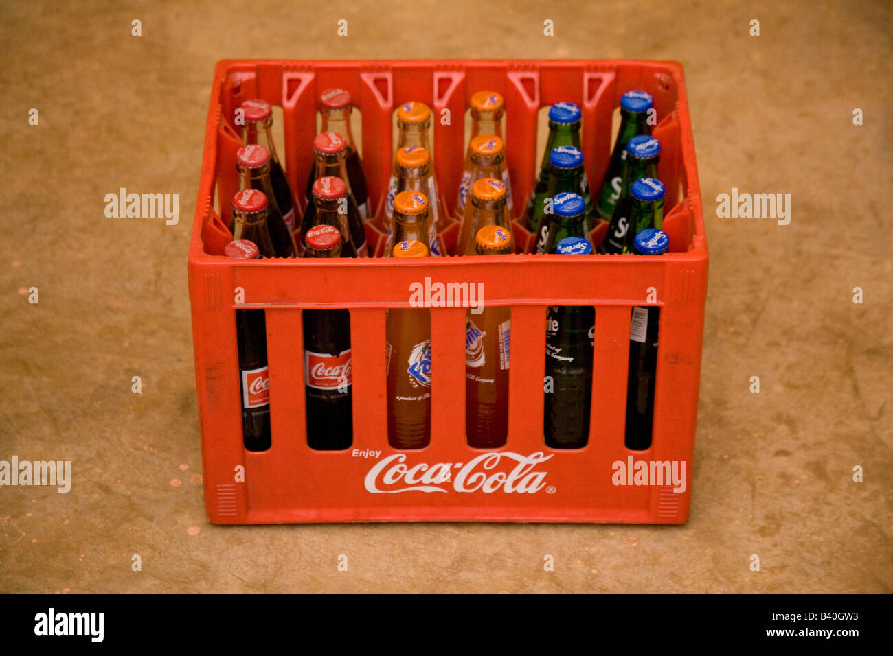 Soft drinks crate hi-res stock photography and images - Alamy