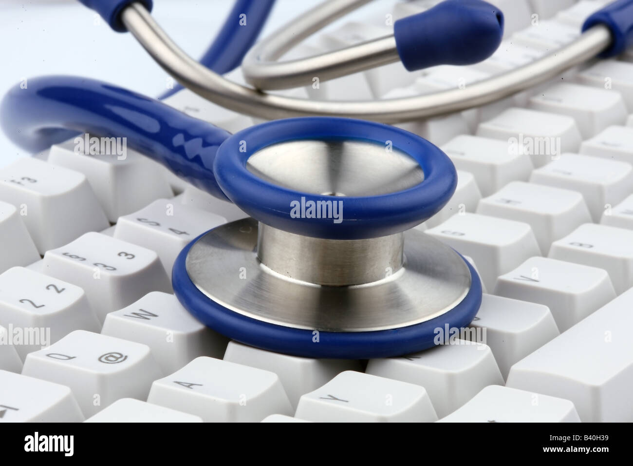 Computer and stethoscope Stock Photo - Alamy