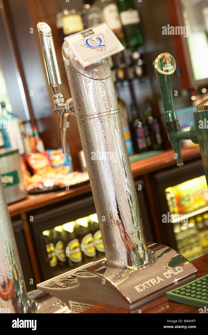 CARLING LAGER PUMP IN PUBLIC HOUSE Stock Photo Alamy
