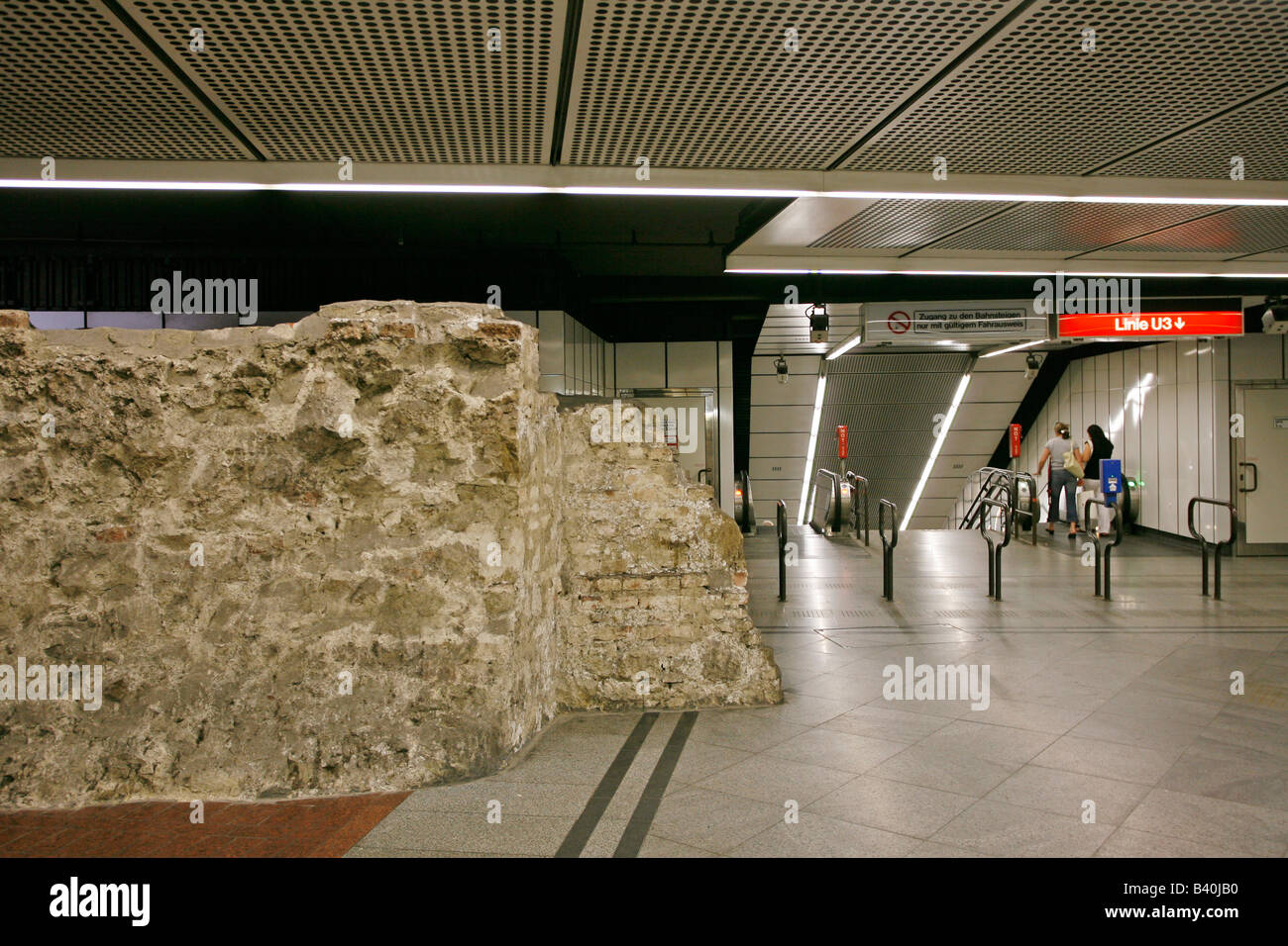 Stubentor underground station Vienna Austria Stock Photo - Alamy