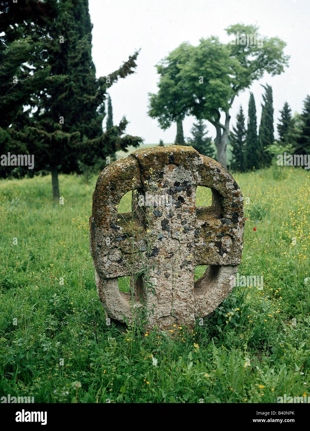 geography / travel, geography / travel, Greece, Macedonia, ruined city Pella (near Thessaloniki), early Christian cross-shaped gravestone, grave, monument, Stock Photo