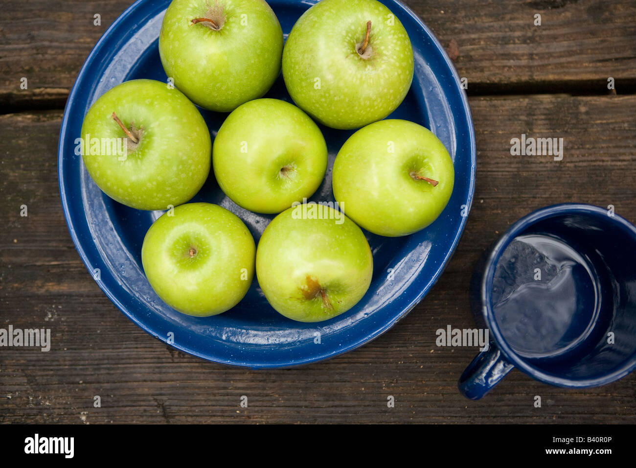 Plateful hi-res stock photography and images - Alamy