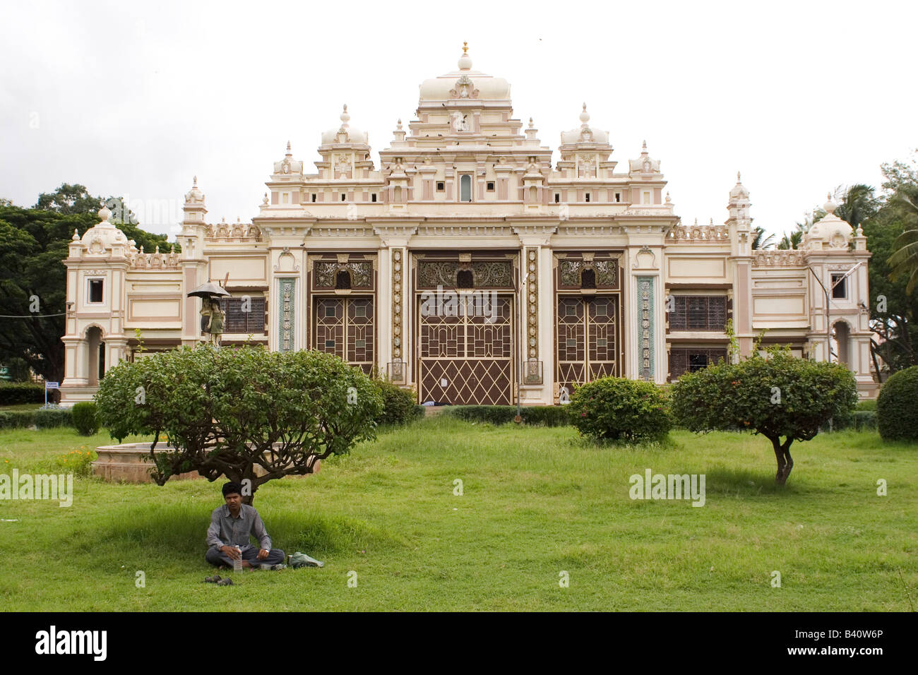 The Jagan Mohan Palace in Mysore, India Stock Photo Alamy
