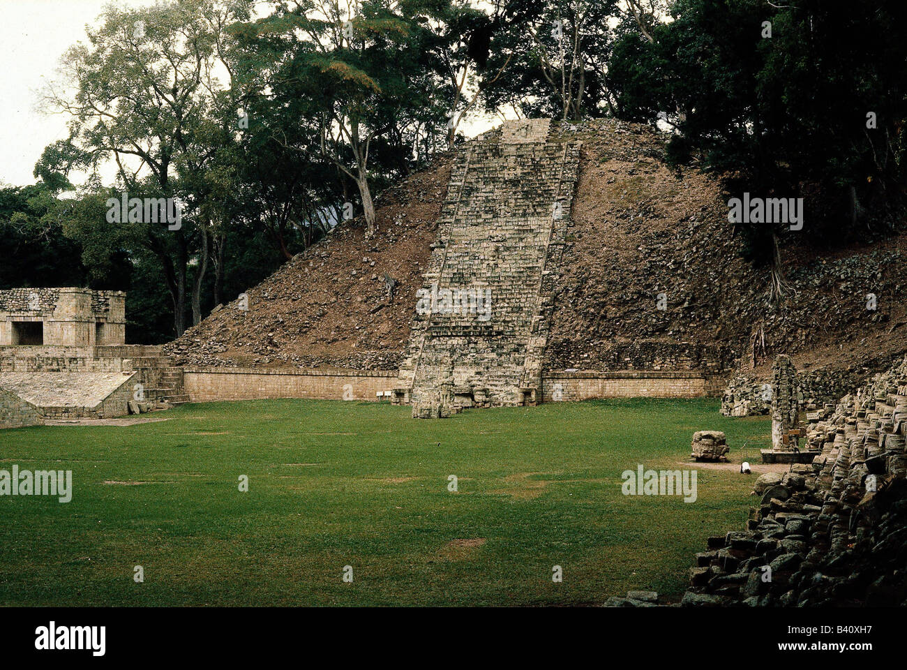 geography / travel, Honduras, Copan, Maya town around 1000 BC - 9th century AD, stairs of the 2500 hieroglyphs (chronicle of the rulers of Copan), in front of this stele M, architecture, pyramid, steps, America, Central America, Maya, Latin-American Indians, UNESCO, World Heritage Site, historical, historic, ancient, latin american, CEAM, people, 20th century, Stock Photo