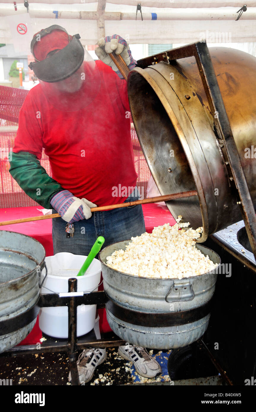 Popcorn making hi-res stock photography and images - Alamy