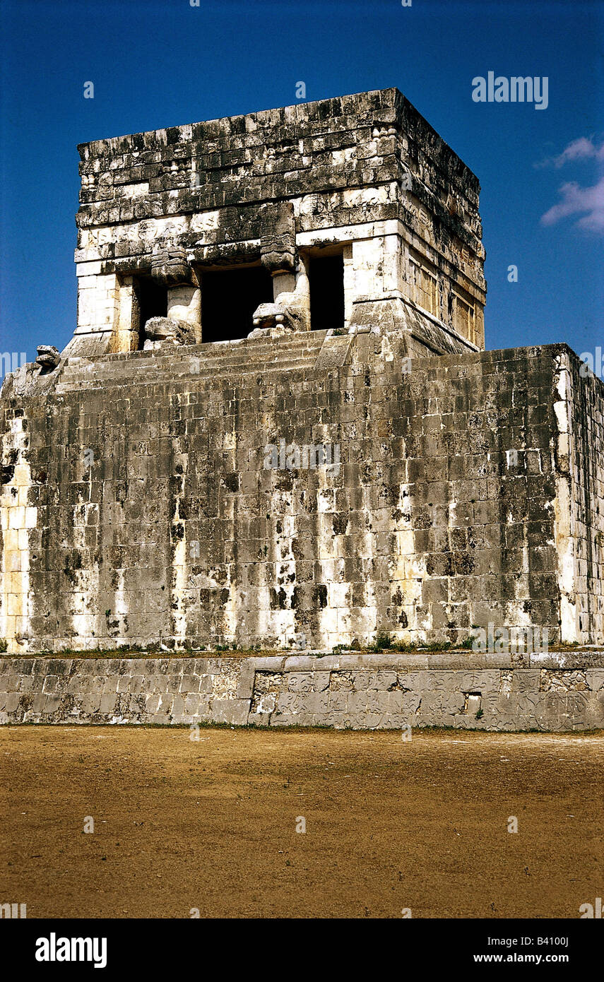 geography / travel, Mexico, Chichen Itza, Maya town, founded in 5th century AD, extended in Puuc style 7th - 10th century AD, populated by Toltecs, temple on ball playground, architecture, America, Mayas, religion, UNESCO, World Heritage Site, Yucatan, America, central America, latin-american indians, historical, historic, ancient, ruin, fifth, seventh, tenth, latin american,  CEAM, 20th century, Stock Photo