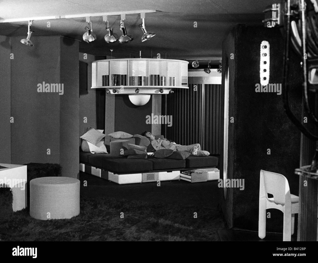 habitation, furnishing, vision of a future modern appartement, Central Living Block, design by Joe Colombo, Germany, 1969, Stock Photo
