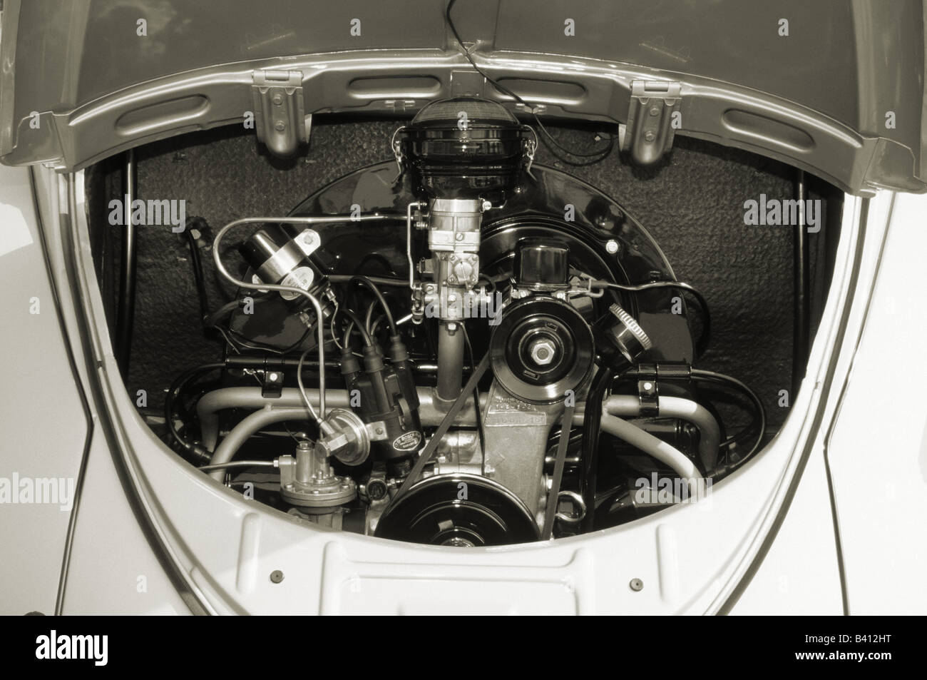 Vw beetle engine hires stock photography and images Alamy