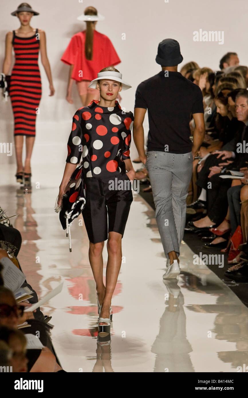 Michael Kors presents Spring &  Summer 2009 Women's & Men's ready to wear collection. Stock Photo