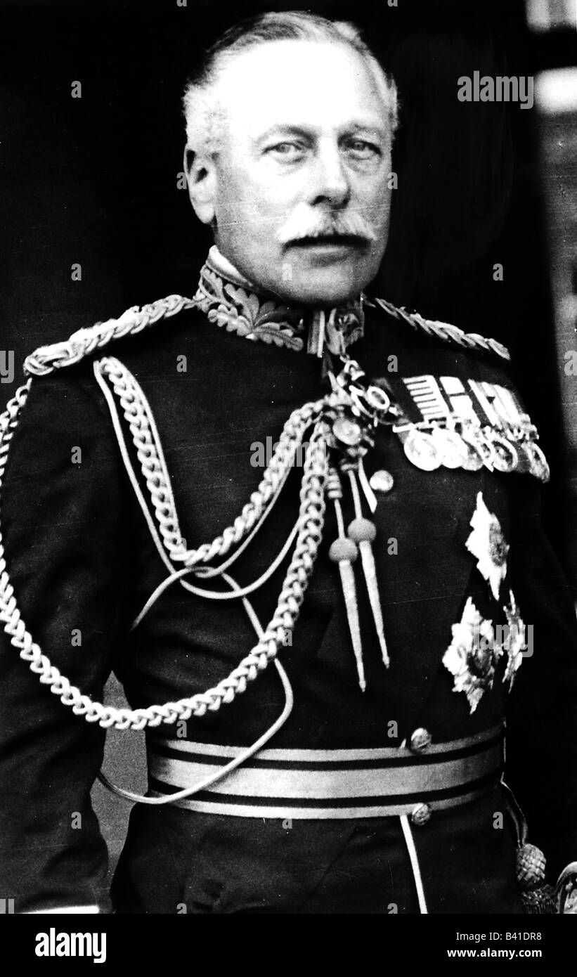 Haig, Douglas, 19.6.1861 - 29.1.1928, British General, half length, wearing uniform, around 1916, , Stock Photo