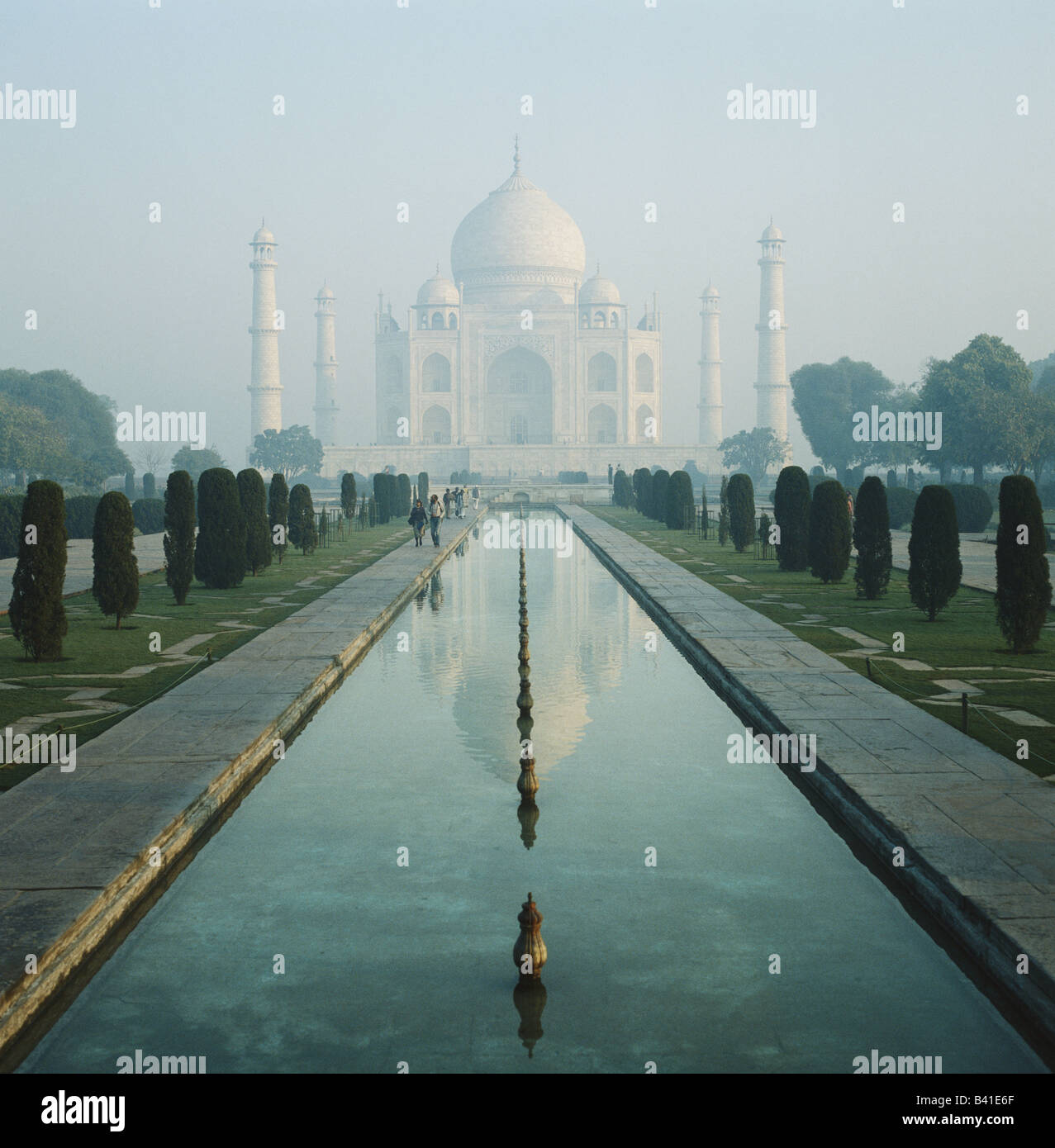 Misty sunrise at the Taj Mahal, Agra, Uttar Pradesh, India, Mughal, dawn Stock Photo
