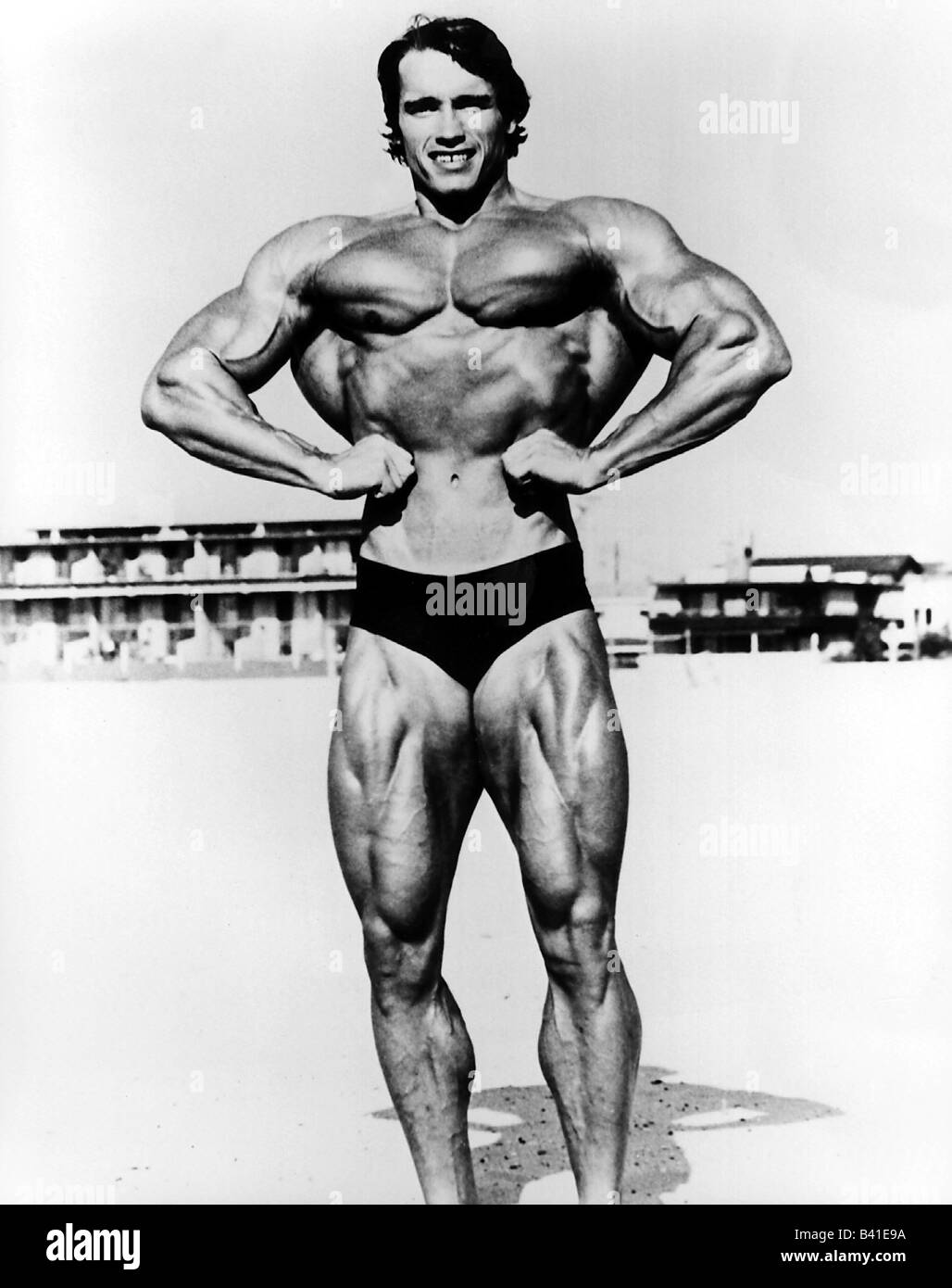 What is a photo of Arnold Schwarzeneggers signature bodybuilding pose   Quora