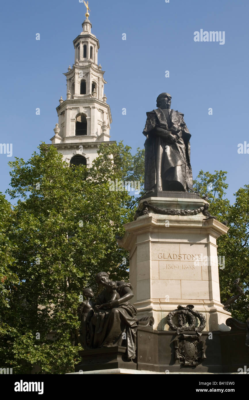 England London Gladstone statue & Spire of StClement danes church in Strand Stock Photo