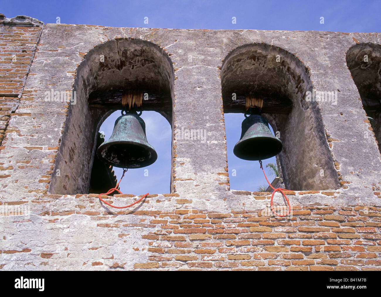 USA CALIFORNIA The old mission bells at the ancient Spanish mission of San Juan Capistrano Stock Photo