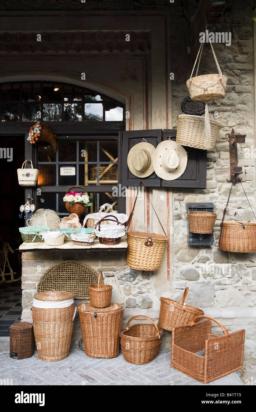 Different shape baskets hires stock photography and images Alamy