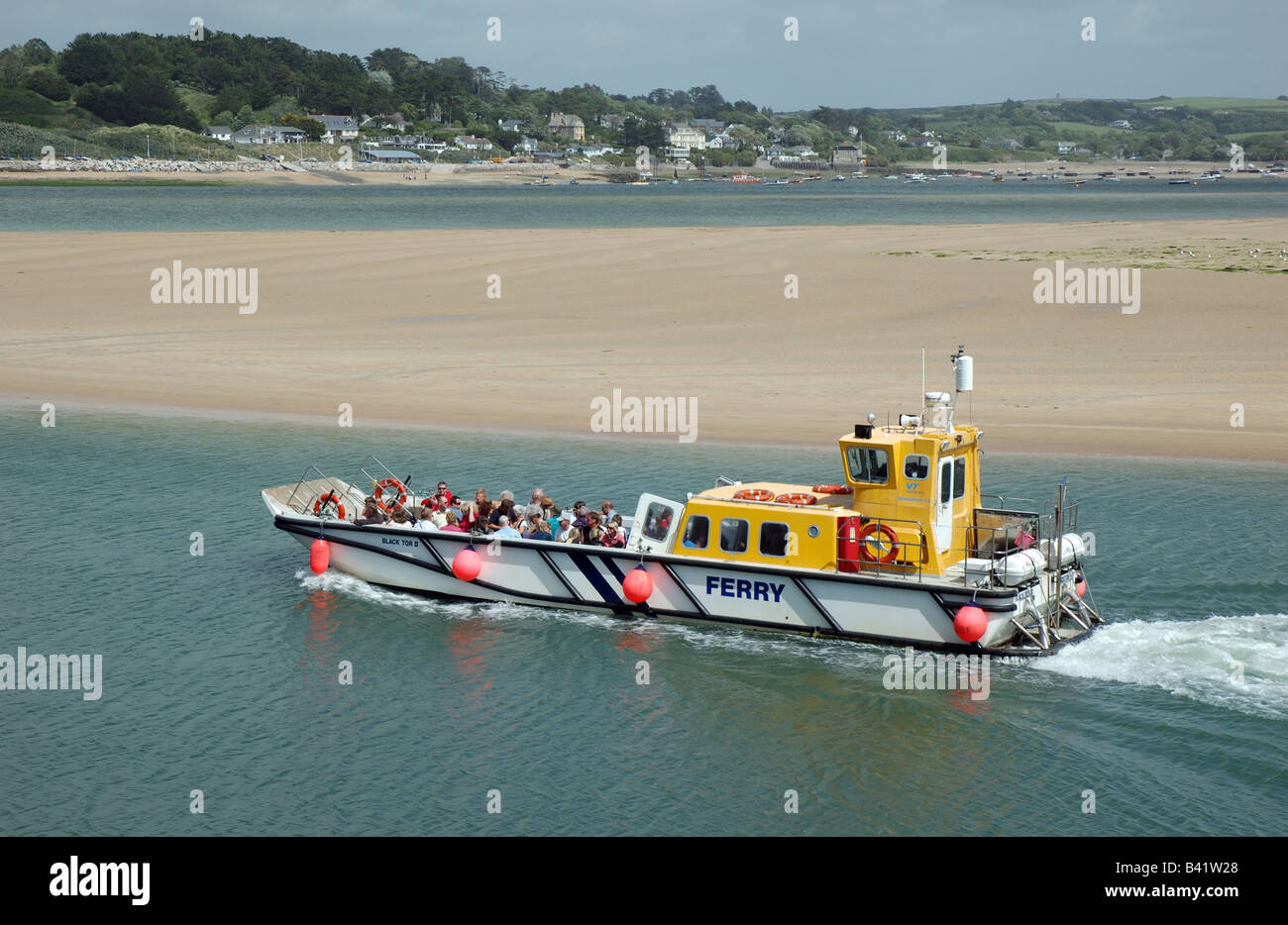 Padstow to Rock ferry, Cornwall, England, Uk Stock Photo Alamy