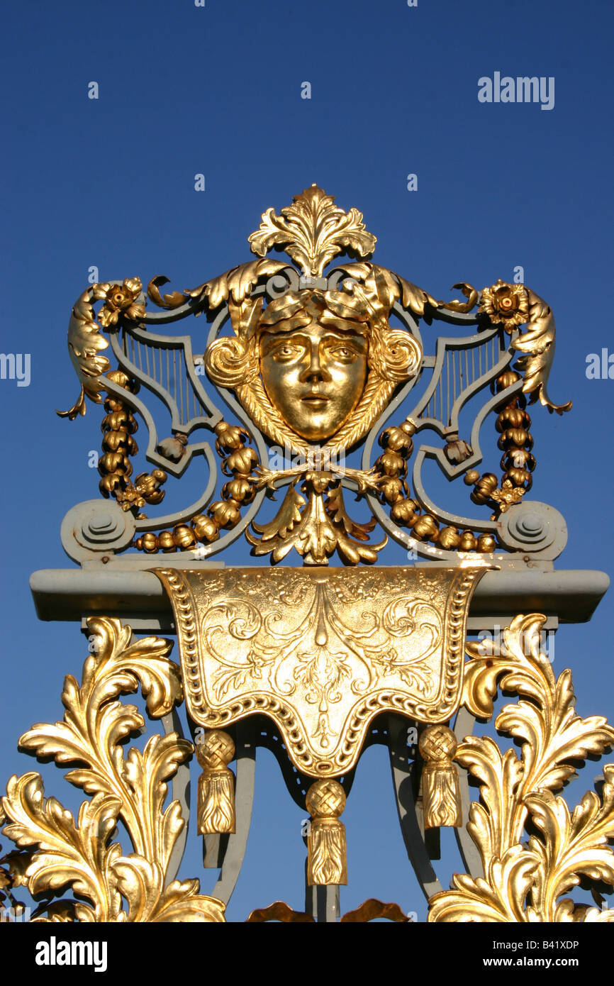 WROUGHT IRON WORK BY JEAN TIJOU at hampton court palace england Stock Photo