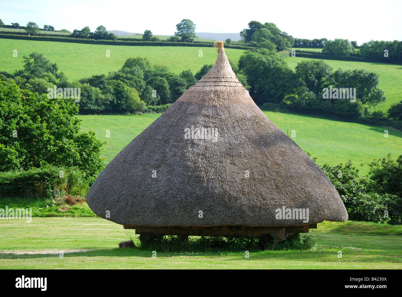 Roundhouses, Castell Henlly, Iron Age Fort, Meline, Nr Newport, Pembrokeshire, Wales, United Kingdom Stock Photo