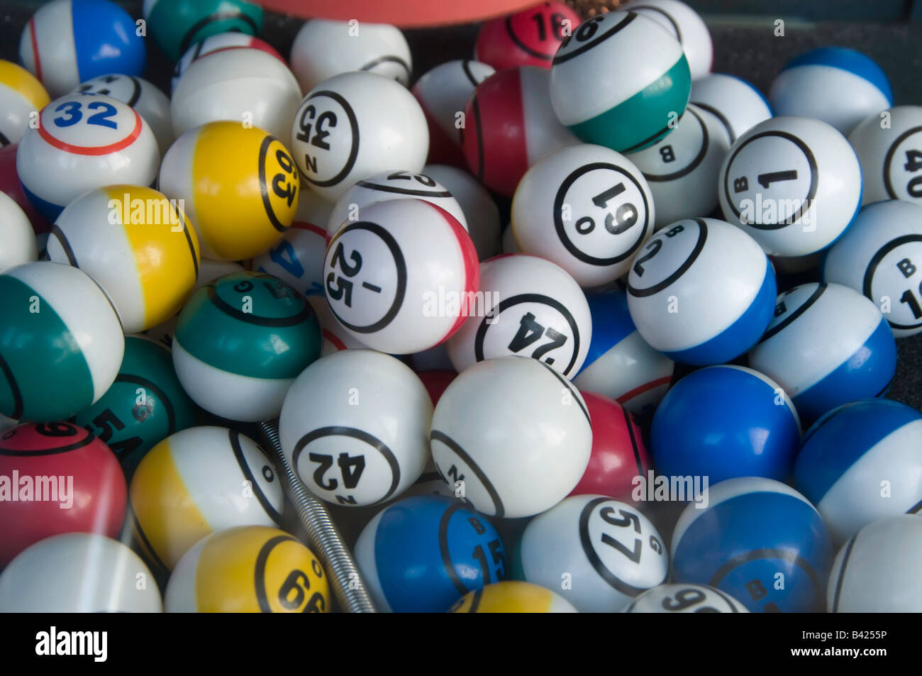 Bingo balls hires stock photography and images Alamy